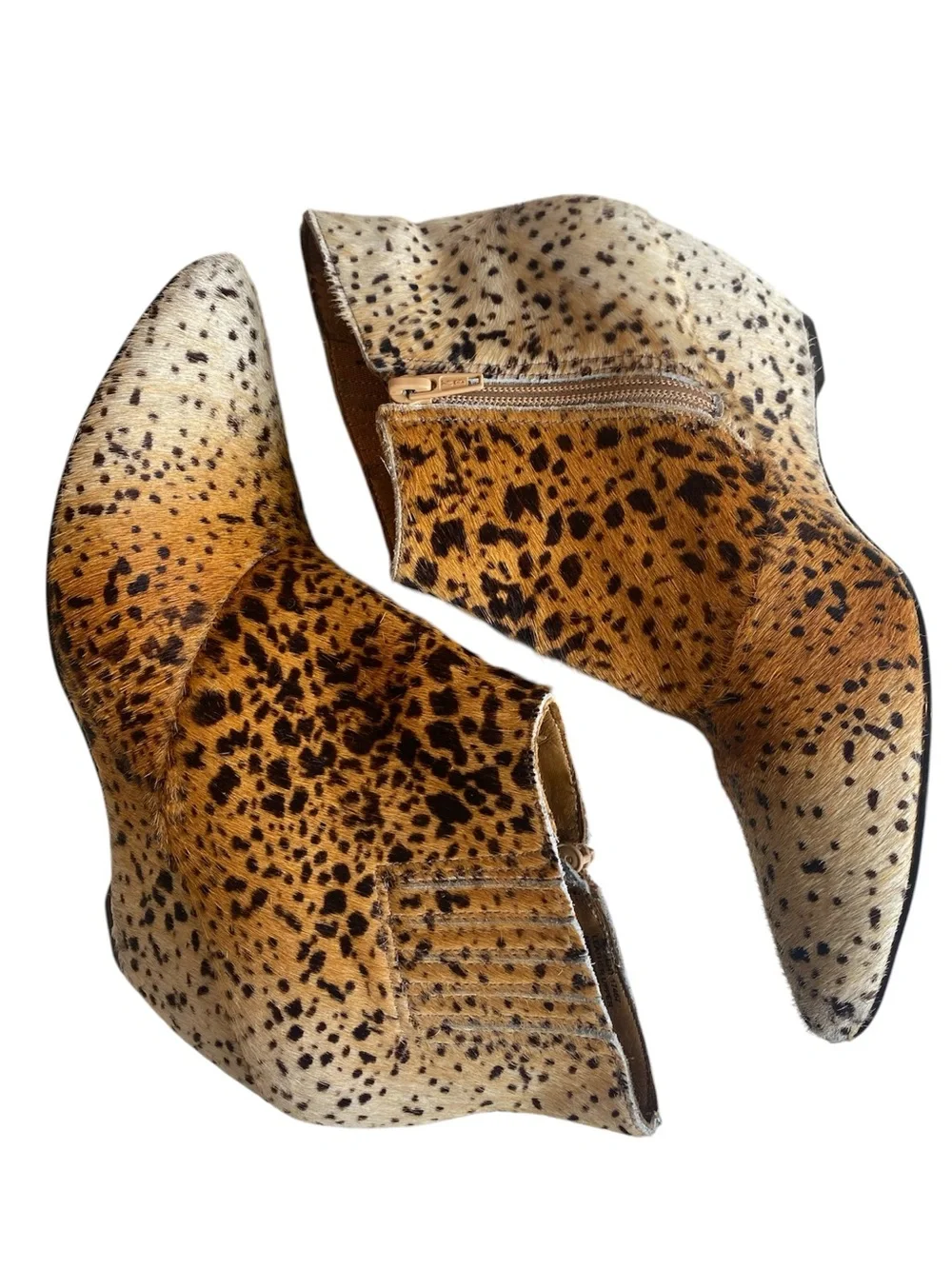 Matisse Nugent leopard print ombré, calf hair , wedge ankle booties. Size 9